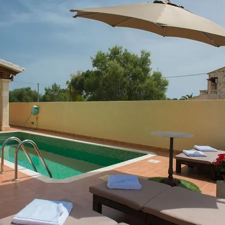 Llevant, Aire Acondicionado, Piscina, Wifi, Parking, Barbacoa, Cerca De La Playa