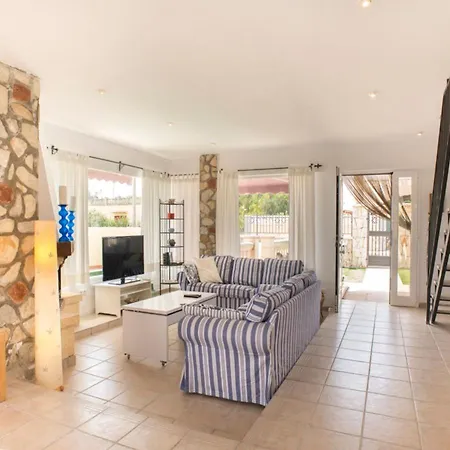 Llevant, Aire Acondicionado, Piscina, Wifi, Parking, Barbacoa, Cerca De La Playa Holiday home