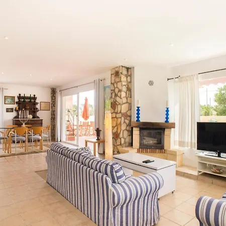 Holiday home Llevant, Aire Acondicionado, Piscina, Wifi, Parking, Barbacoa, Cerca De La Playa *